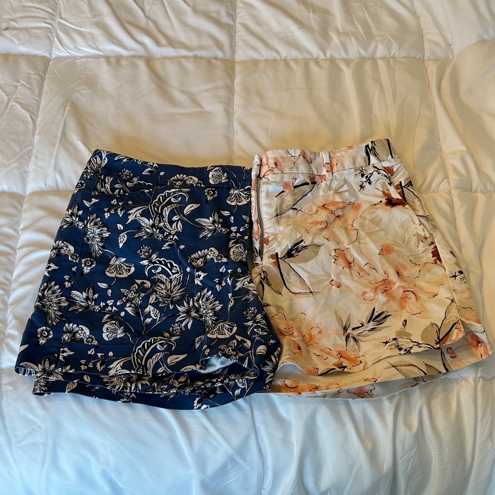 2 pair : White House Black Market 5” SHORT - Picture 11 of 11